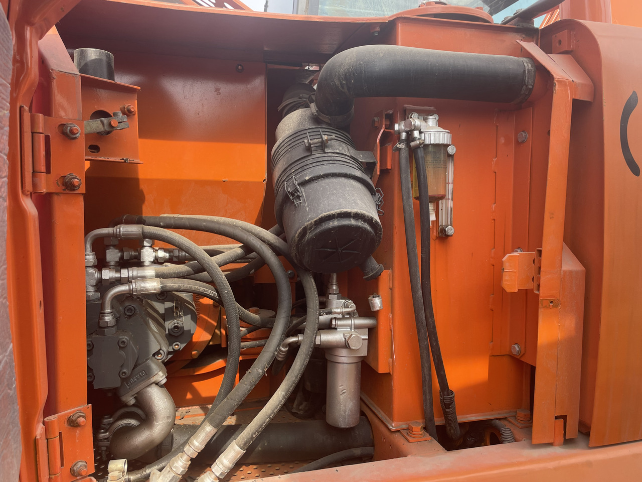HITACHI ZX80 - Kettenbagger: das Bild 3 HITACHI ZX80 - Kettenbagger: das Bild 3
