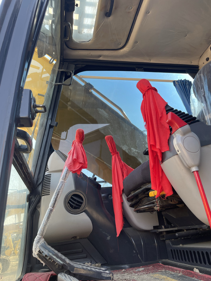 Komatsu PC 210LC - Kettenbagger: das Bild 5 Komatsu PC 210LC - Kettenbagger: das Bild 5