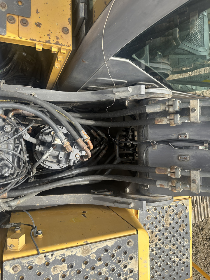 VOLVO EC220D - Kettenbagger: das Bild 4 VOLVO EC220D - Kettenbagger: das Bild 4