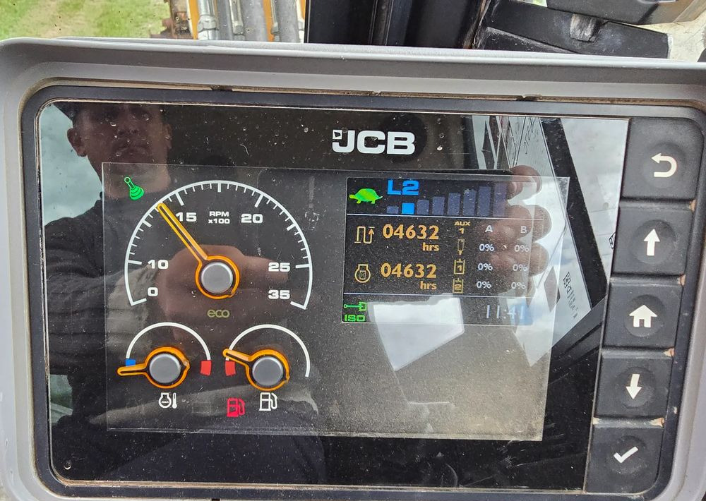 JCB - Kettenbagger: das Bild 4 JCB - Kettenbagger: das Bild 4