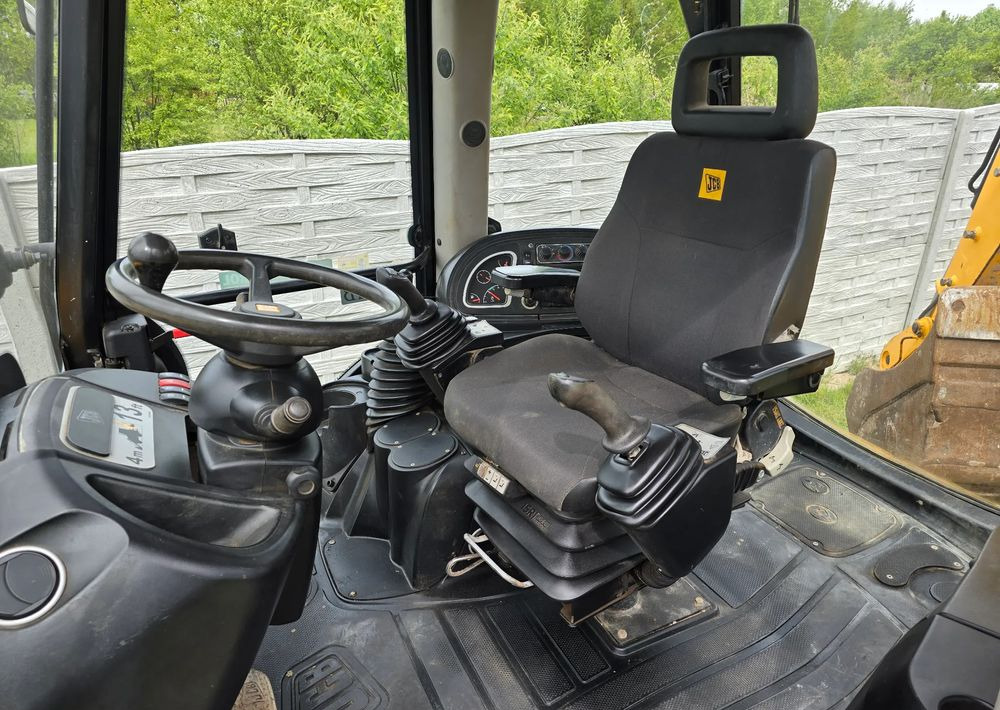 JCB - Baggerlader: das Bild 3 JCB - Baggerlader: das Bild 3