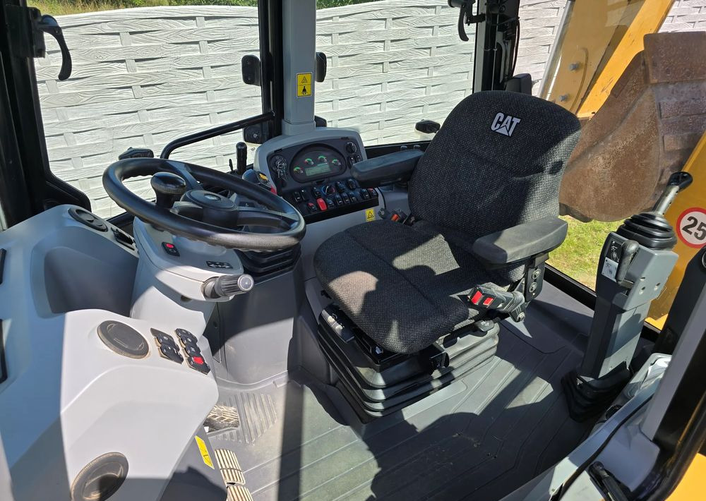JCB - Baggerlader: das Bild 3 JCB - Baggerlader: das Bild 3