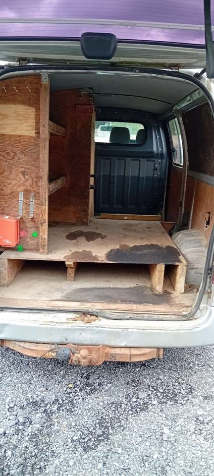 2008 Toyota Hiace 4WD og 2007 Toyota Hiace selges samlet - PKW: das Bild 5 2008 Toyota Hiace 4WD og 2007 Toyota Hiace selges samlet - PKW: das Bild 5