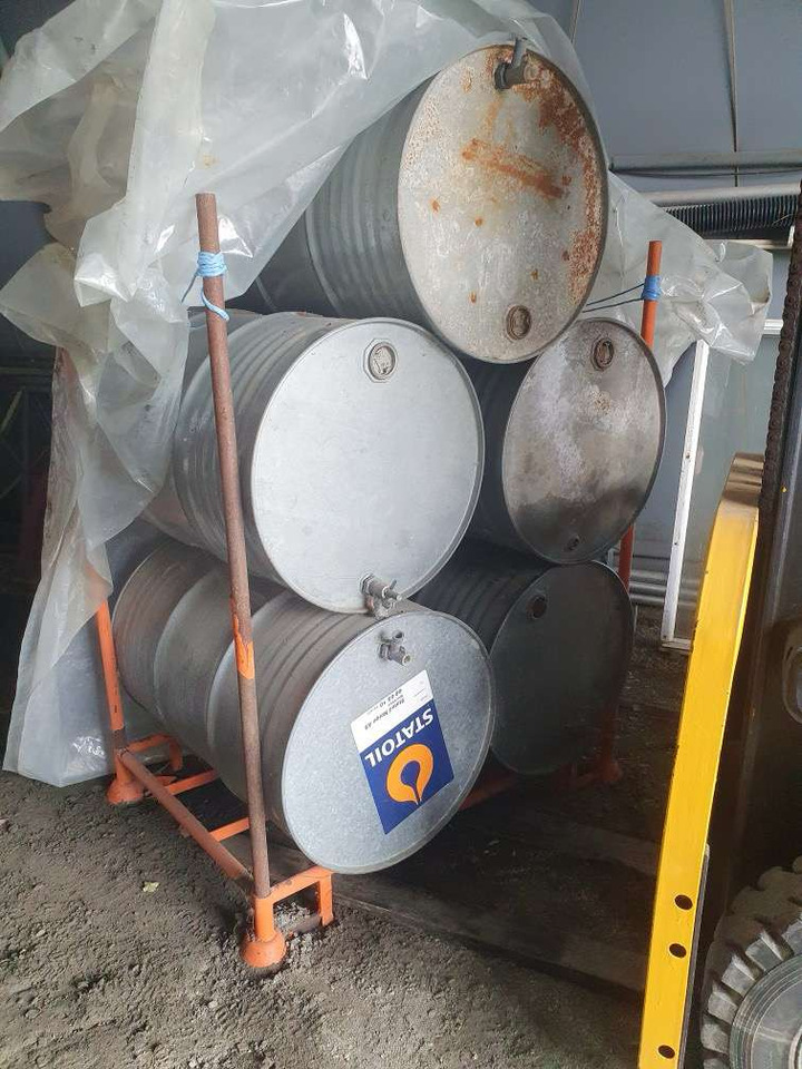5 stk tank 200l - Werkzeug/ Gerät: das Bild 3 5 stk tank 200l - Werkzeug/ Gerät: das Bild 3