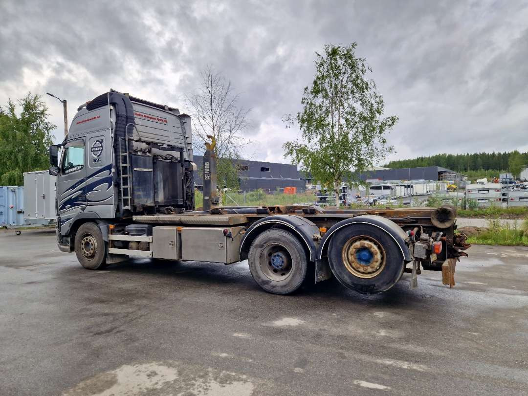 Volvo FH6X2-Krokbil med hydraulisk brøyteutstyr - Abrollkipper: das Bild 2 Volvo FH6X2-Krokbil med hydraulisk brøyteutstyr - Abrollkipper: das Bild 2