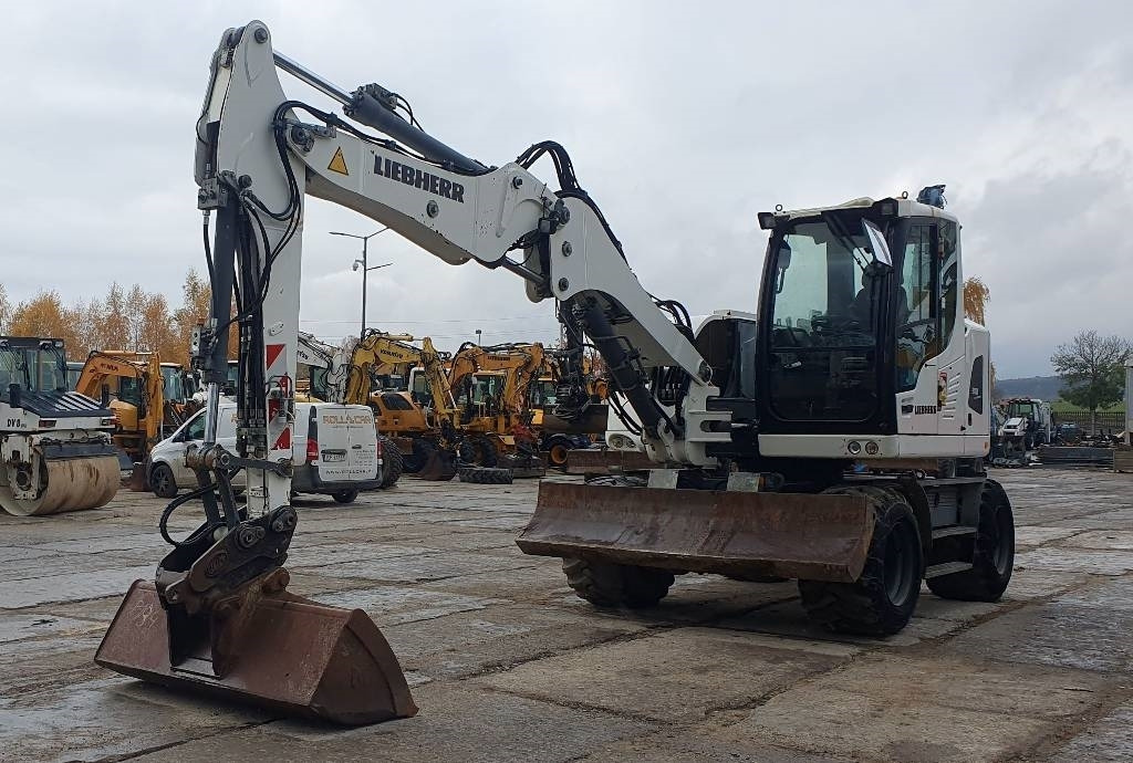 Liebherr A 912 Litronic - Mobilbagger: das Bild 1 Liebherr A 912 Litronic - Mobilbagger: das Bild 1