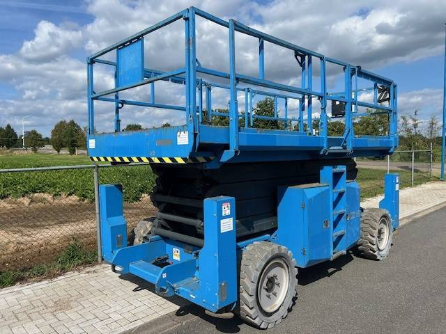 ATN CX 15 - Scherenbühne: das Bild 2 ATN CX 15 - Scherenbühne: das Bild 2