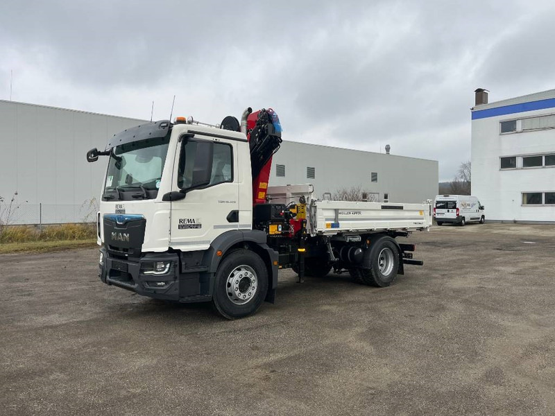 HMF 1620K4-RCS | 2024 - Autokran: das Bild 2 HMF 1620K4-RCS | 2024 - Autokran: das Bild 2