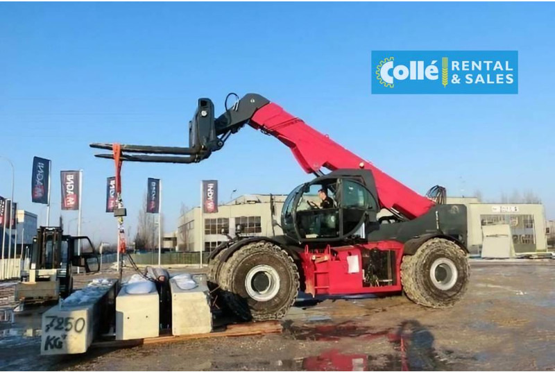 MAGNI HTH 30.12 | 2015 - Teleskoplader: das Bild 1 MAGNI HTH 30.12 | 2015 - Teleskoplader: das Bild 1