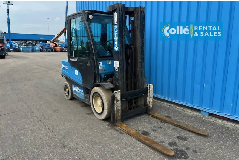 Yale GLP 35 VX | 2015 - Treibgasstapler: das Bild 1 Yale GLP 35 VX | 2015 - Treibgasstapler: das Bild 1