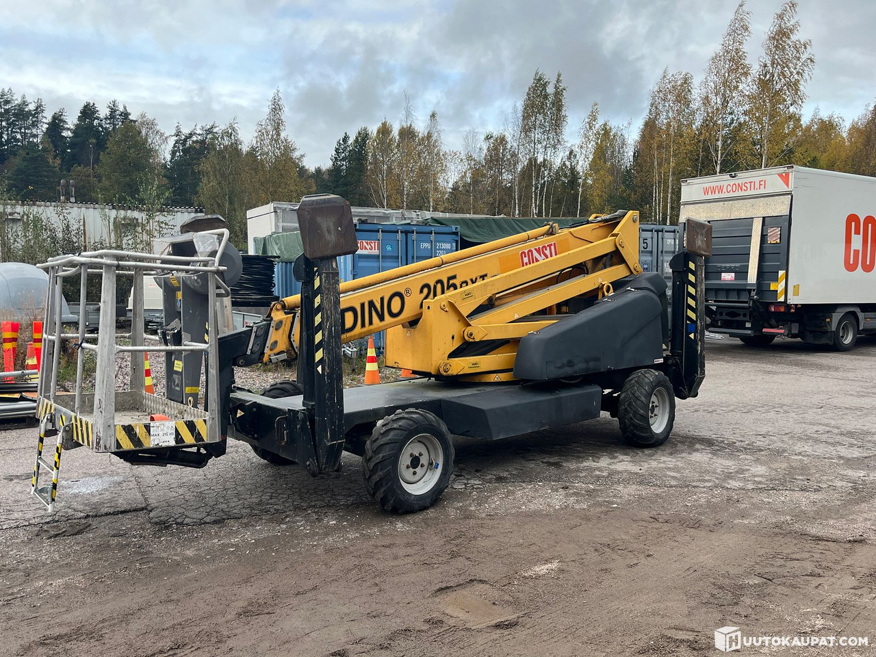 Dino 205RXT, Kuukulkija henkilönostin, Kymppi voimassa vuoteen 2029, Korjattavaksi, 2005, Vantaa - Anhänger-Arbeitsbühne: das Bild 2 Dino 205RXT, Kuukulkija henkilönostin, Kymppi voimassa vuoteen 2029, Korjattavaksi, 2005, Vantaa - Anhänger-Arbeitsbühne: das Bild 2