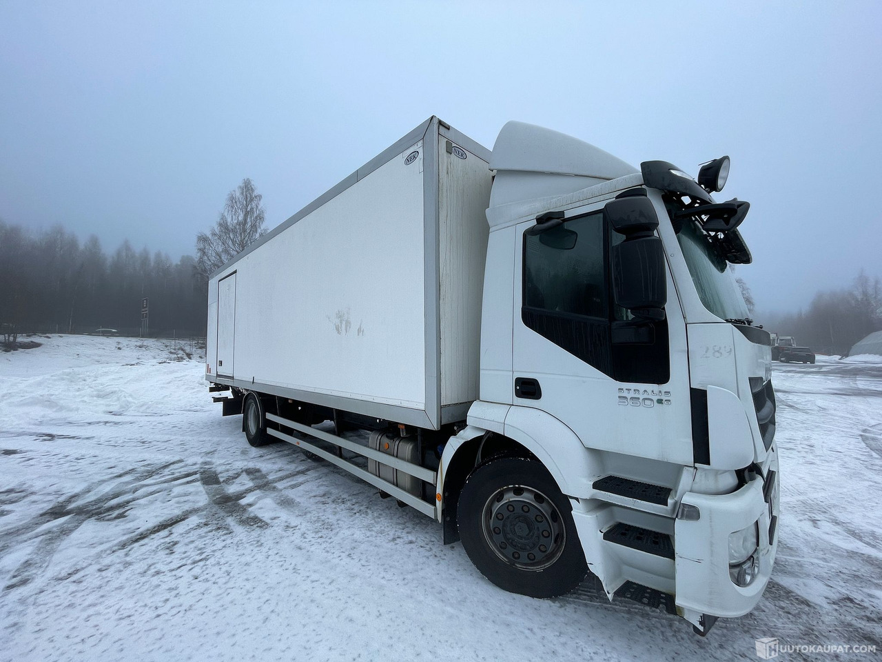 Iveco Stralis, 2015 Umpikori Kuorma-auto, Hämeenlinna - Koffer LKW: das Bild 3 Iveco Stralis, 2015 Umpikori Kuorma-auto, Hämeenlinna - Koffer LKW: das Bild 3
