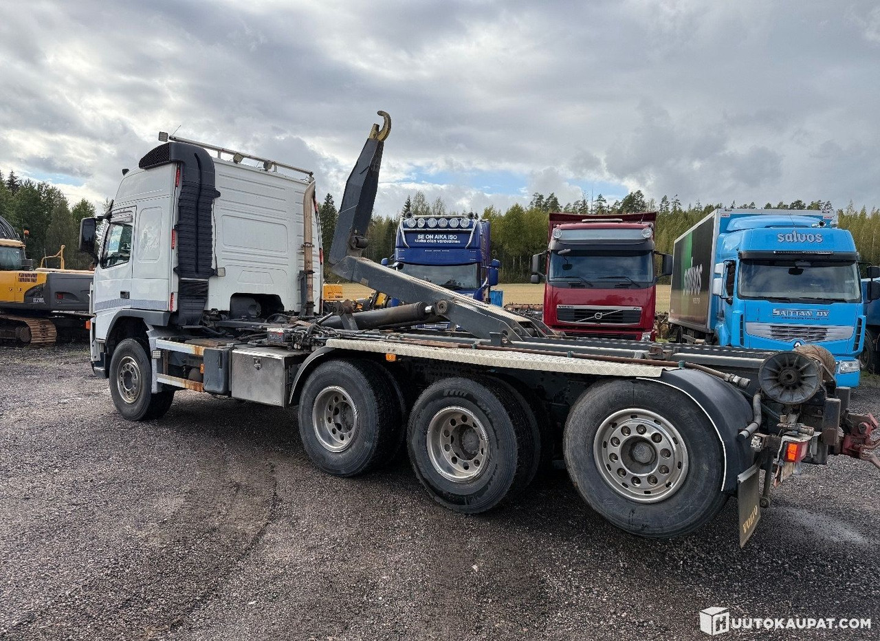 Volvo FM 12 8x4 hook-lift truck, 2004, Lahti - Abrollkipper: das Bild 2 Volvo FM 12 8x4 hook-lift truck, 2004, Lahti - Abrollkipper: das Bild 2