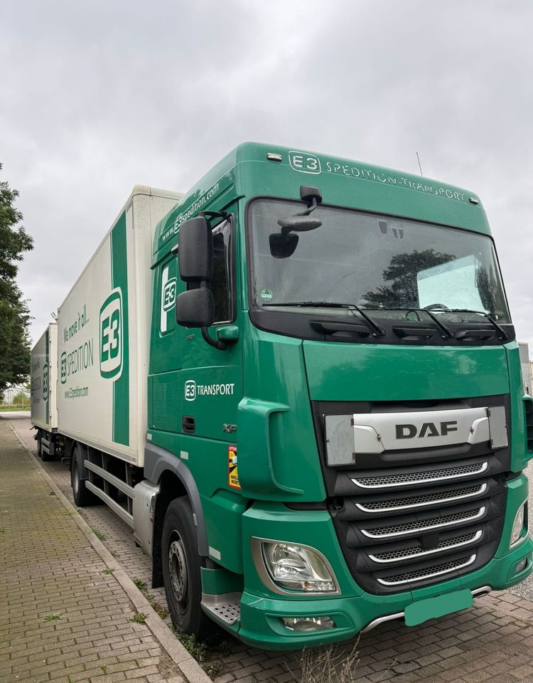 DAF XF ZESTAW TANDEM 2021 ORYGINALNY PRZEBIEG z Niemiec / PRZEJAZDOWY Z WINDĄ / - Koffer LKW: das Bild 3 DAF XF ZESTAW TANDEM 2021 ORYGINALNY PRZEBIEG z Niemiec / PRZEJAZDOWY Z WINDĄ / - Koffer LKW: das Bild 3