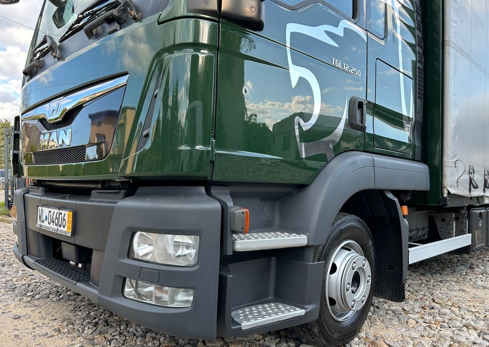 MAN TGL 12.250 GLOB UNIKAT z Niemiec BDF firanka / AUTOMAT HAK / EURO 6 / BDF 7.40 wysoki / MICHELIN 80% - Plane LKW: das Bild 3 MAN TGL 12.250 GLOB UNIKAT z Niemiec BDF firanka / AUTOMAT HAK / EURO 6 / BDF 7.40 wysoki / MICHELIN 80% - Plane LKW: das Bild 3