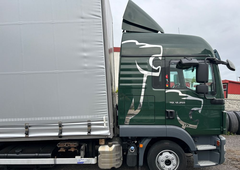 MAN TGL 12.250 GLOB UNIKAT z Niemiec BDF firanka / AUTOMAT HAK / EURO 6 / BDF 7.40 wysoki / MICHELIN 80% - Plane LKW: das Bild 4 MAN TGL 12.250 GLOB UNIKAT z Niemiec BDF firanka / AUTOMAT HAK / EURO 6 / BDF 7.40 wysoki / MICHELIN 80% - Plane LKW: das Bild 4