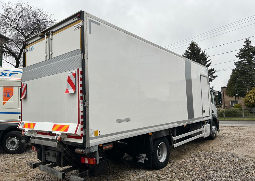 Mercedes-Benz Antos 1824 CARRIER SUPRA 1150 DRZWI + winda i drzwi boczne / 7.7m / z Holandii / KLIMA LEKKI / Axor man Tgm T1000-R THERMO King - Kühlkoffer LKW: das Bild 3 Mercedes-Benz Antos 1824 CARRIER SUPRA 1150 DRZWI + winda i drzwi boczne / 7.7m / z Holandii / KLIMA LEKKI / Axor man Tgm T1000-R THERMO King - Kühlkoffer LKW: das Bild 3