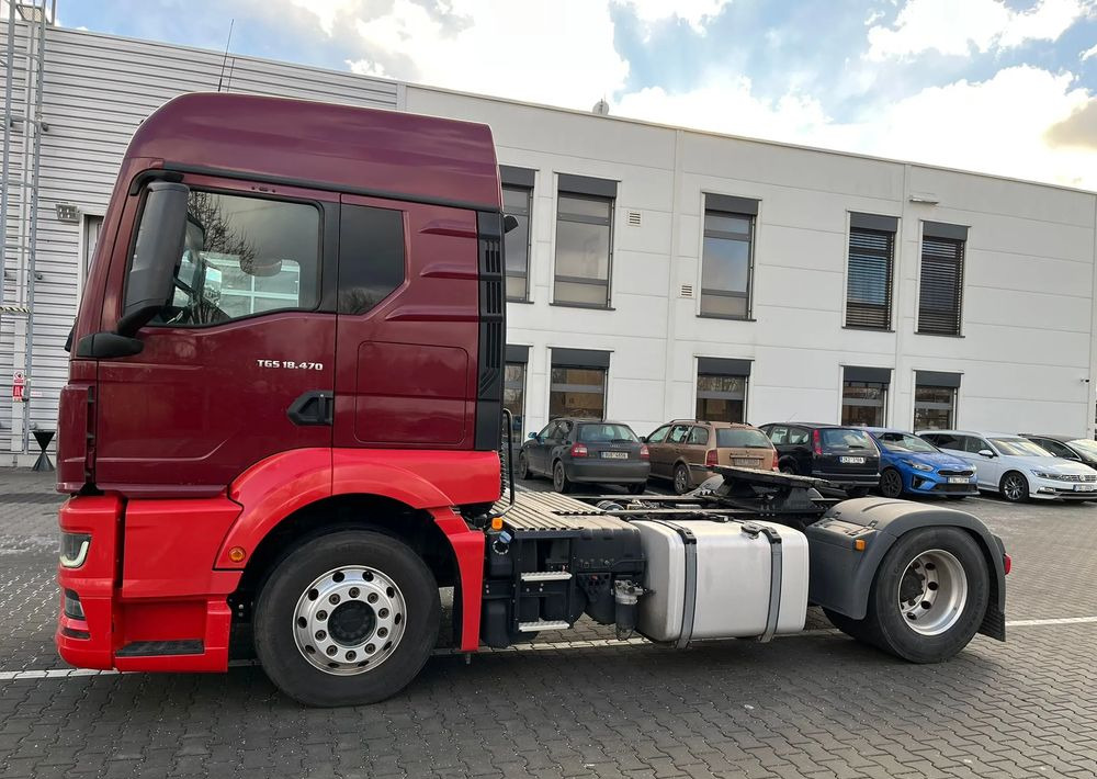 MAN TGS 18.400 18.470 NAUKA JAZDY STANDARD 4x2 / TGX 18.360 400 510 460 500 TOP STAN / ŚWIEŻO SPROWADZONY - Sattelzugmaschine: das Bild 5 MAN TGS 18.400 18.470 NAUKA JAZDY STANDARD 4x2 / TGX 18.360 400 510 460 500 TOP STAN / ŚWIEŻO SPROWADZONY - Sattelzugmaschine: das Bild 5