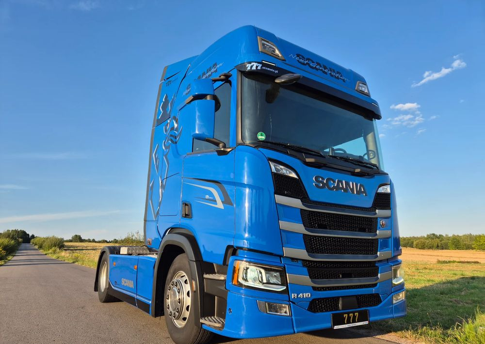 Scania R410 RETARDER FULL LED 2 ZBIORNIKI / KLIMA POSTOJOWA / VIRTUAL COCPIT z Niemiec - Sattelzugmaschine: das Bild 3 Scania R410 RETARDER FULL LED 2 ZBIORNIKI / KLIMA POSTOJOWA / VIRTUAL COCPIT z Niemiec - Sattelzugmaschine: das Bild 3