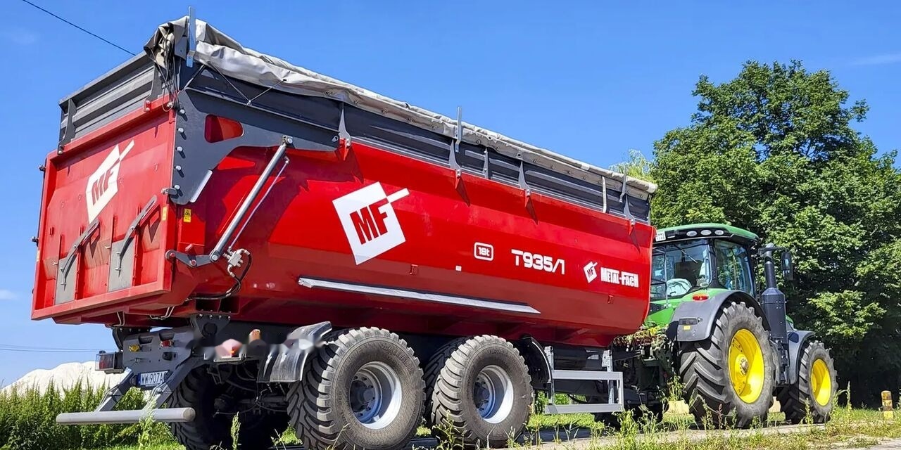 Metal-Fach Przyczepa skorupowa tandem T935/1 – 18t - Landwirtschaftlicher Anhänger: das Bild 1 Metal-Fach Przyczepa skorupowa tandem T935/1 – 18t - Landwirtschaftlicher Anhänger: das Bild 1