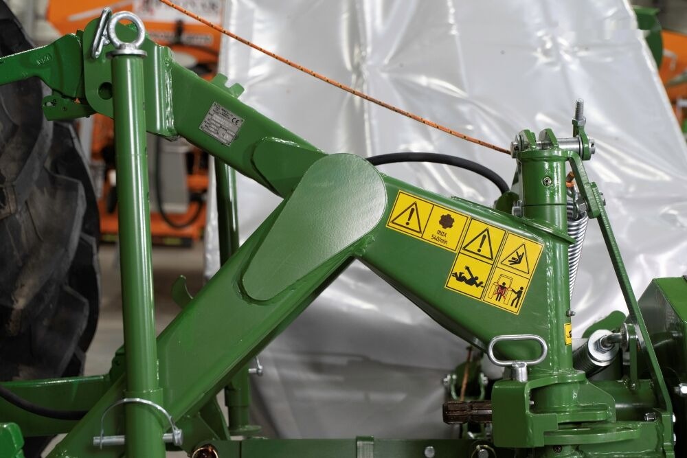 Pronar PDK 2,2m - Mähwerk: das Bild 4 Pronar PDK 2,2m - Mähwerk: das Bild 4