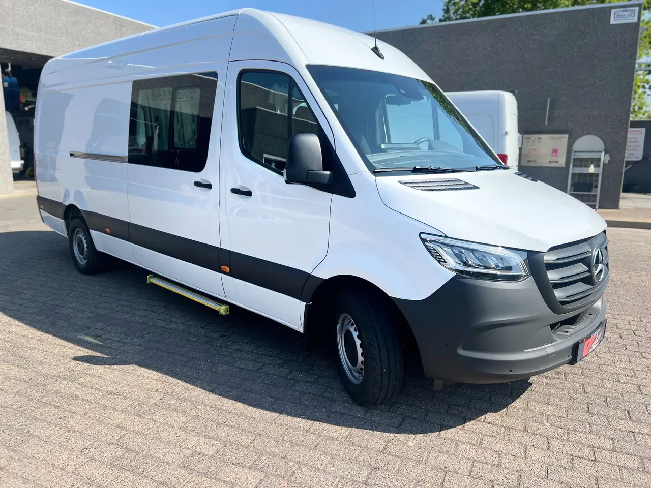 Mercedes-Benz Sprinter 317 L3H2 (37.000ex) 9G-TRONIC CAMERA PTS MBUX PANO - Kastenwagen: das Bild 3 Mercedes-Benz Sprinter 317 L3H2 (37.000ex) 9G-TRONIC CAMERA PTS MBUX PANO - Kastenwagen: das Bild 3
