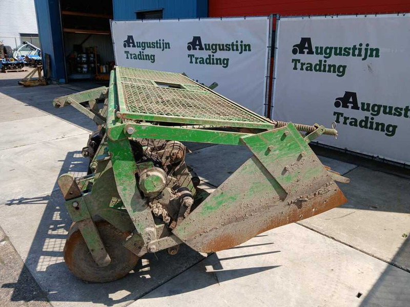 Celli NG 12-310 - Technik für Bodenbearbeitung: das Bild 3 Celli NG 12-310 - Technik für Bodenbearbeitung: das Bild 3