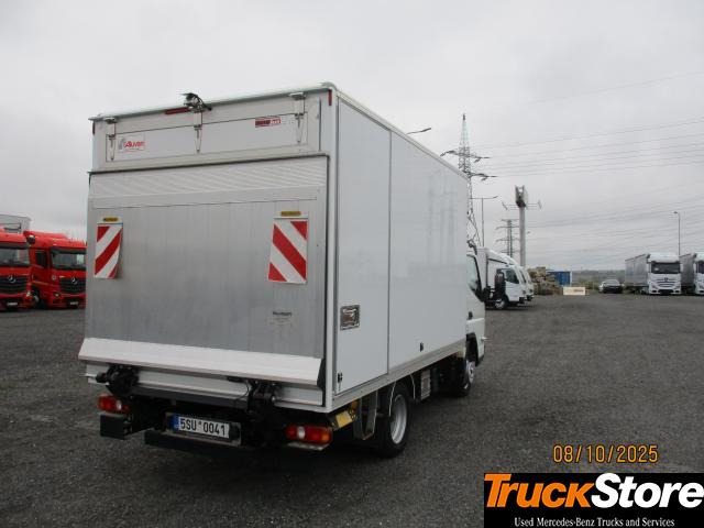 FUSO Canter 3C15 - Koffer Transporter: das Bild 5 FUSO Canter 3C15 - Koffer Transporter: das Bild 5