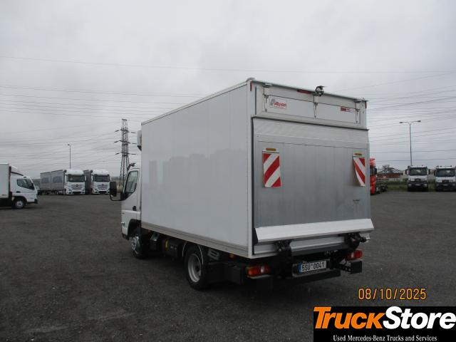 FUSO Canter 3C15 - Koffer Transporter: das Bild 4 FUSO Canter 3C15 - Koffer Transporter: das Bild 4