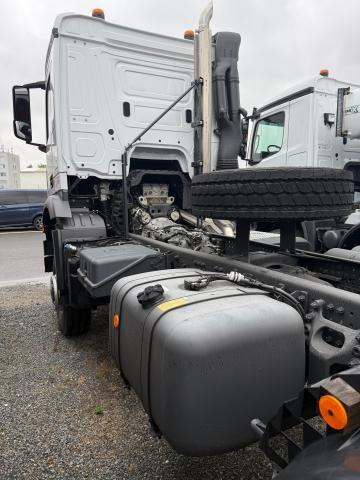 Mercedes-Benz Arocs 1836 A - Fahrgestell LKW: das Bild 2 Mercedes-Benz Arocs 1836 A - Fahrgestell LKW: das Bild 2