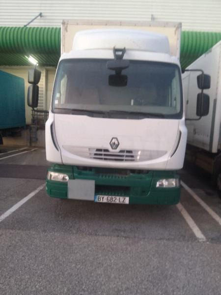 Renault Midlum 270 - Koffer LKW: das Bild 1 Renault Midlum 270 - Koffer LKW: das Bild 1