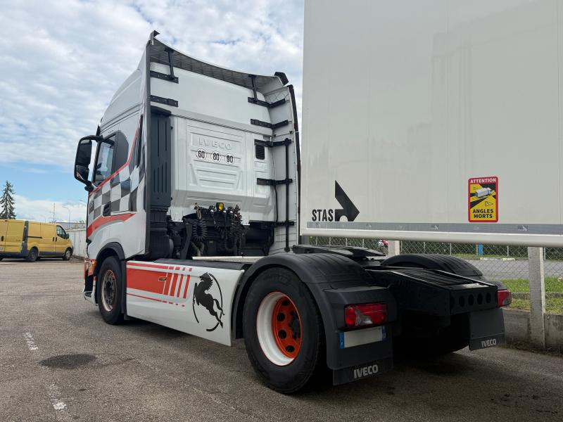 Iveco S-WAY 510 - Sattelzugmaschine: das Bild 5 Iveco S-WAY 510 - Sattelzugmaschine: das Bild 5