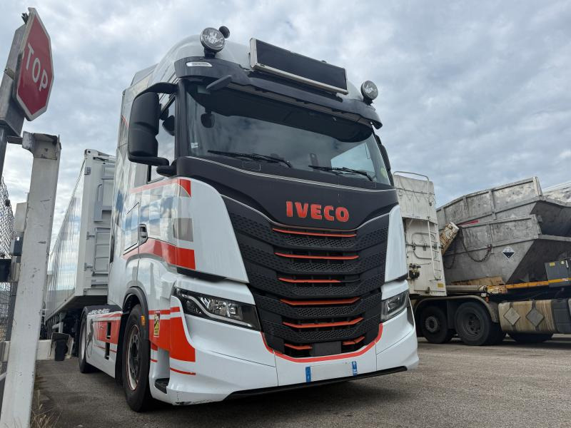 Iveco S-WAY 510 - Sattelzugmaschine: das Bild 2 Iveco S-WAY 510 - Sattelzugmaschine: das Bild 2