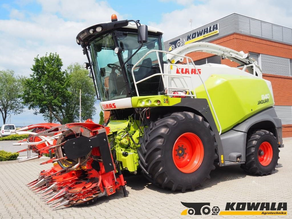 Claas Jaguar 840 + Kemper 345 Plus - Feldhäcksler: das Bild 1 Claas Jaguar 840 + Kemper 345 Plus - Feldhäcksler: das Bild 1