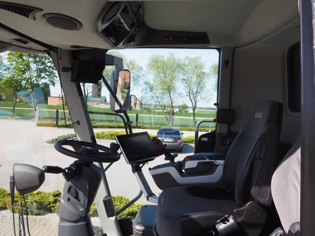 Claas Lexion 6700 + V770 - Mähdrescher: das Bild 5 Claas Lexion 6700 + V770 - Mähdrescher: das Bild 5