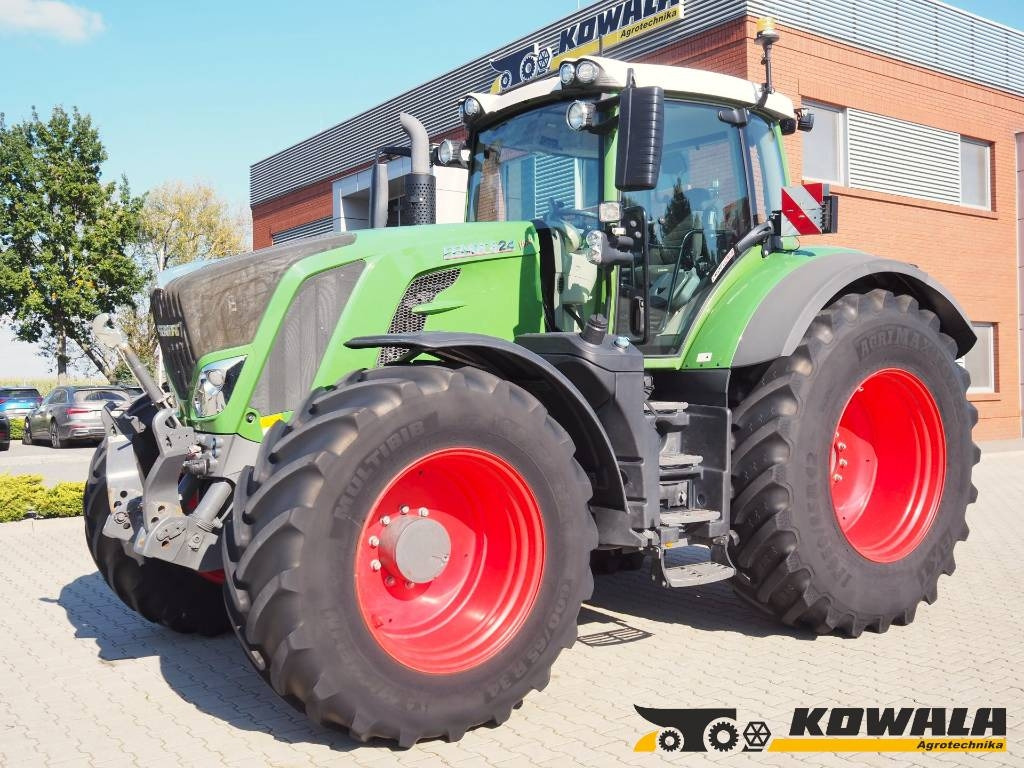 Fendt 824 Vario S4 ProfiPlus, GPS - Traktor: das Bild 1 Fendt 824 Vario S4 ProfiPlus, GPS - Traktor: das Bild 1