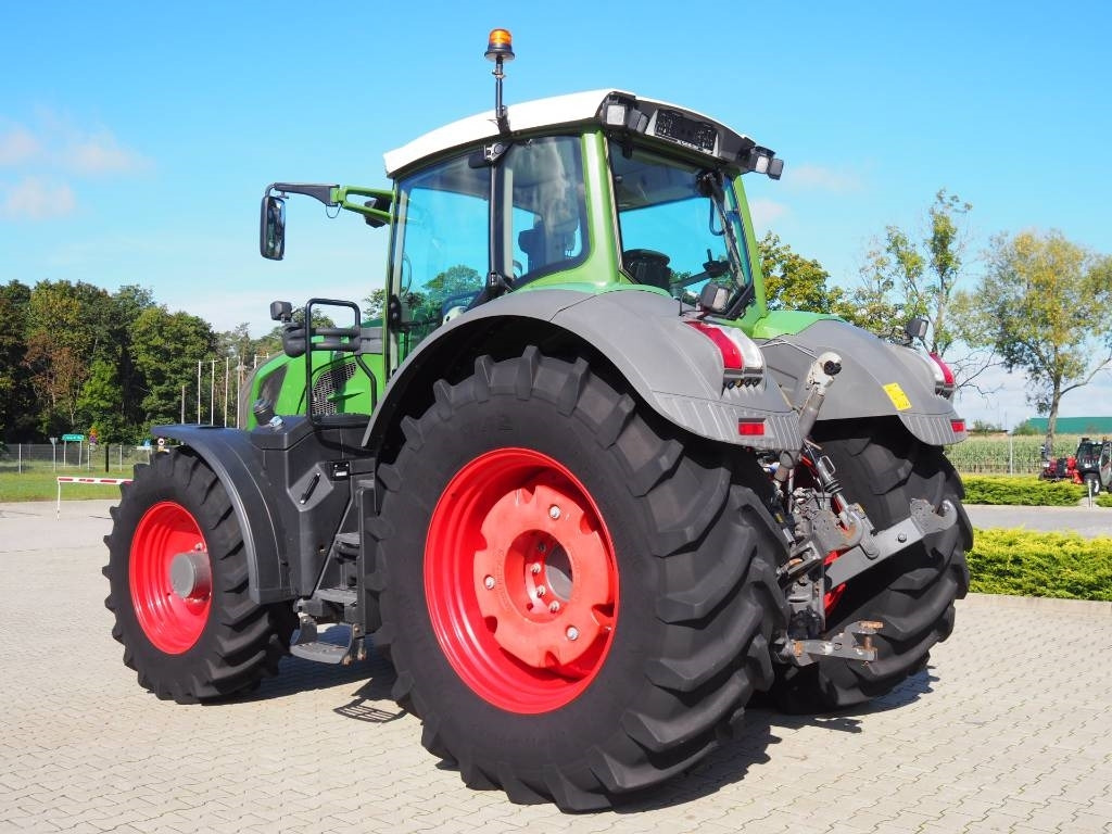 Fendt 828 Vario S4 ProfiPlus, GPS - Traktor: das Bild 2 Fendt 828 Vario S4 ProfiPlus, GPS - Traktor: das Bild 2
