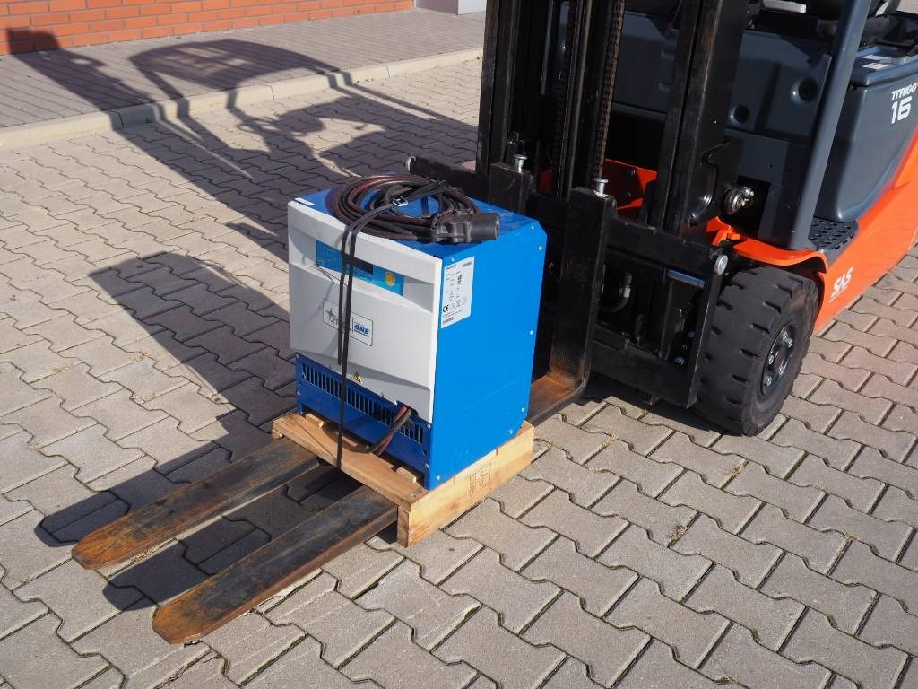 Toyota 8FBEK16T TRAIGO 48 - Elektrostapler: das Bild 5 Toyota 8FBEK16T TRAIGO 48 - Elektrostapler: das Bild 5