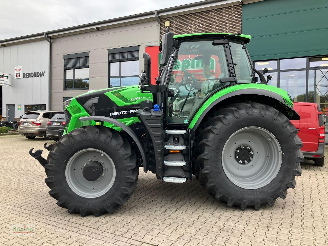 Deutz 6160.4 TTV - Traktor: das Bild 2 Deutz 6160.4 TTV - Traktor: das Bild 2