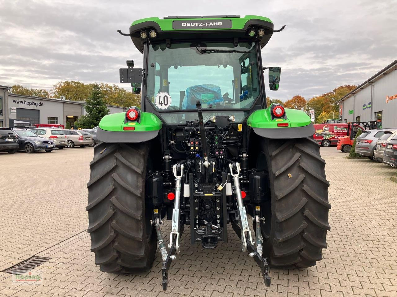 Deutz-Fahr 6125C TTV STAGE V - Traktor: das Bild 3 Deutz-Fahr 6125C TTV STAGE V - Traktor: das Bild 3