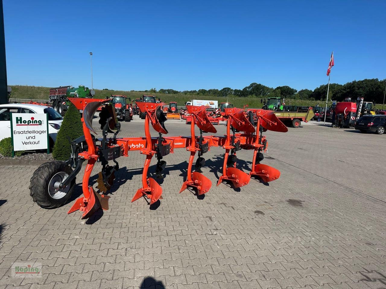 Kubota RM4005-100-5 Variomat - Pflug: das Bild 4 Kubota RM4005-100-5 Variomat - Pflug: das Bild 4