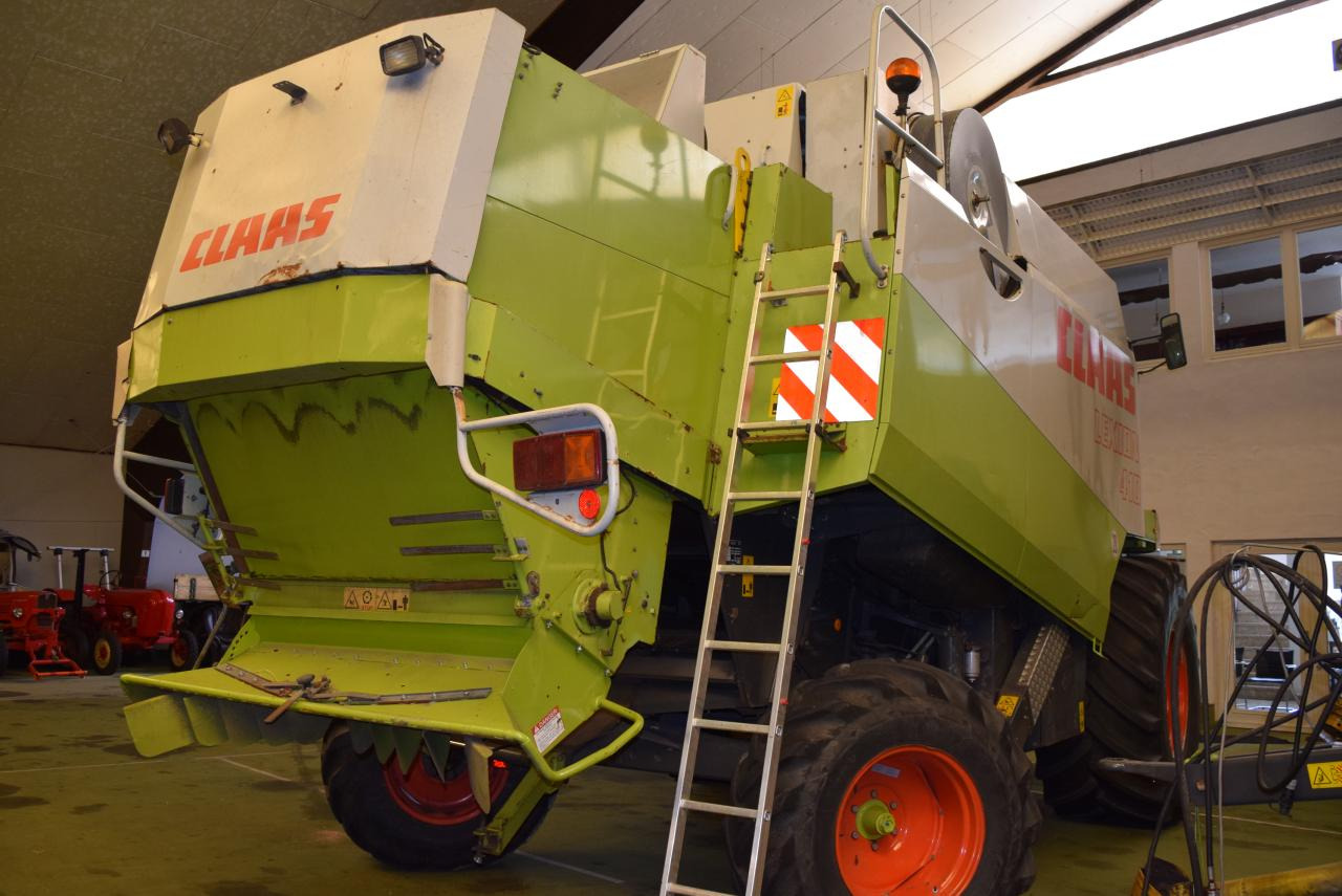 CLAAS Lexion 410 - Mähdrescher: das Bild 5 CLAAS Lexion 410 - Mähdrescher: das Bild 5