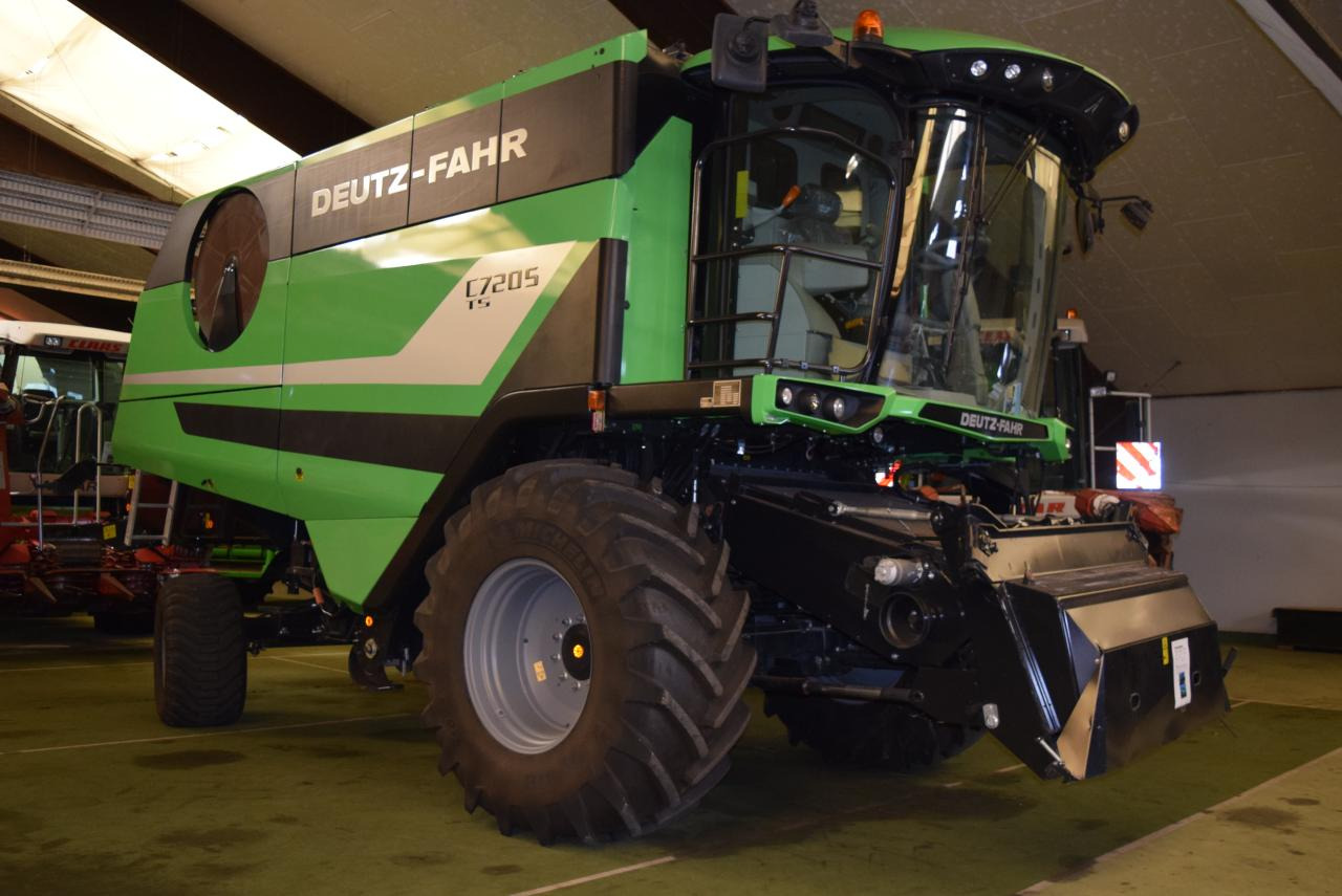 Deutz-Fahr C 7205 TS - Mähdrescher: das Bild 2 Deutz-Fahr C 7205 TS - Mähdrescher: das Bild 2