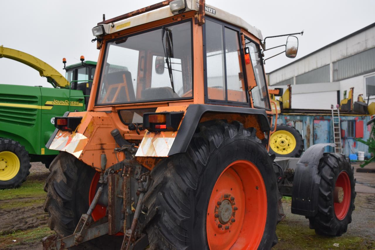 Fendt 380 GTA - Traktor: das Bild 4 Fendt 380 GTA - Traktor: das Bild 4