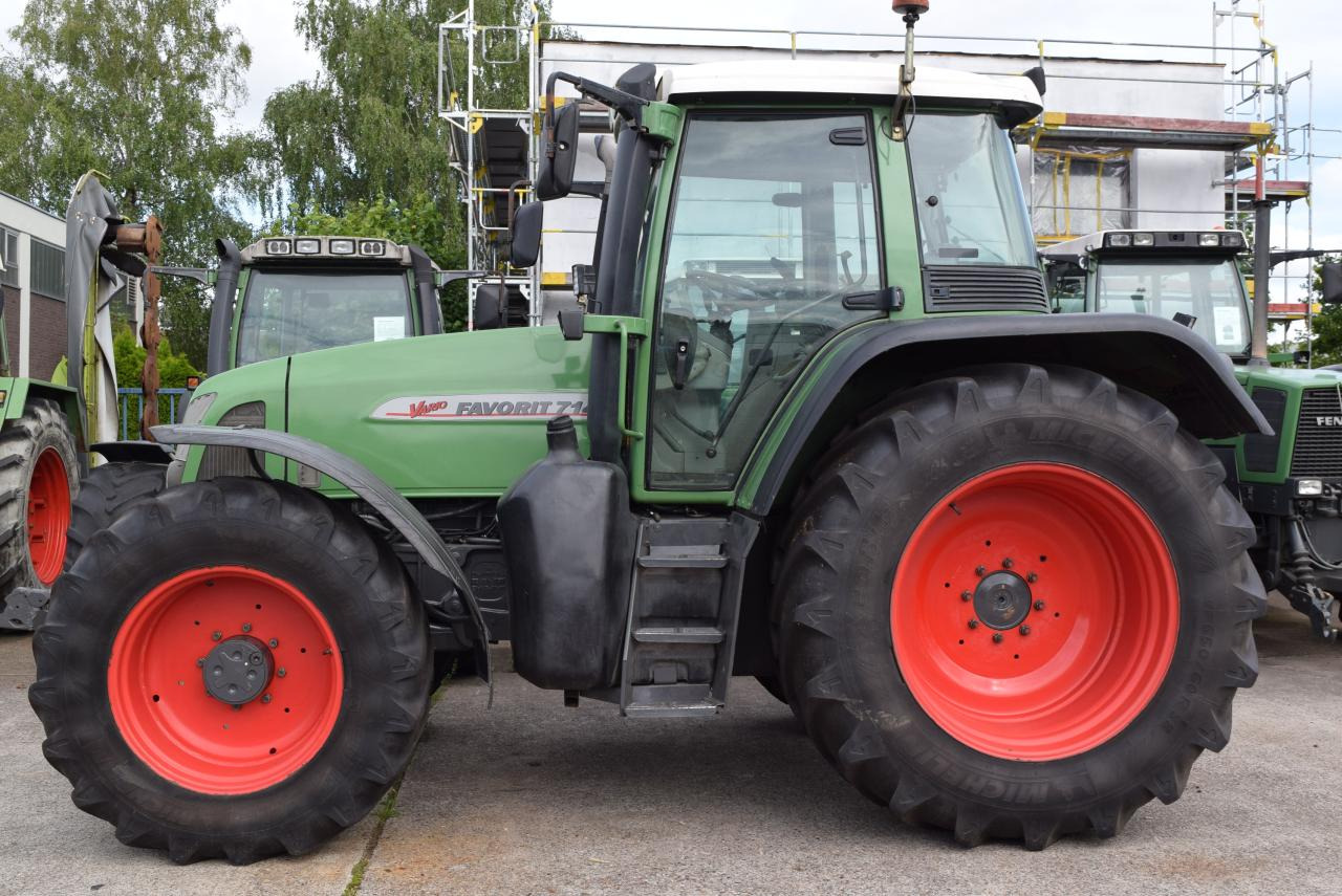 Fendt 714 Vario - Traktor: das Bild 1 Fendt 714 Vario - Traktor: das Bild 1