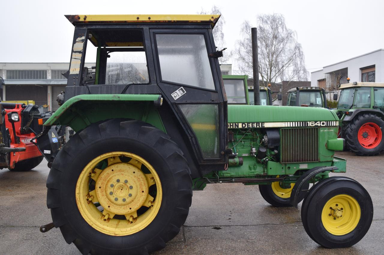 John Deere 1640 - Traktor: das Bild 2 John Deere 1640 - Traktor: das Bild 2