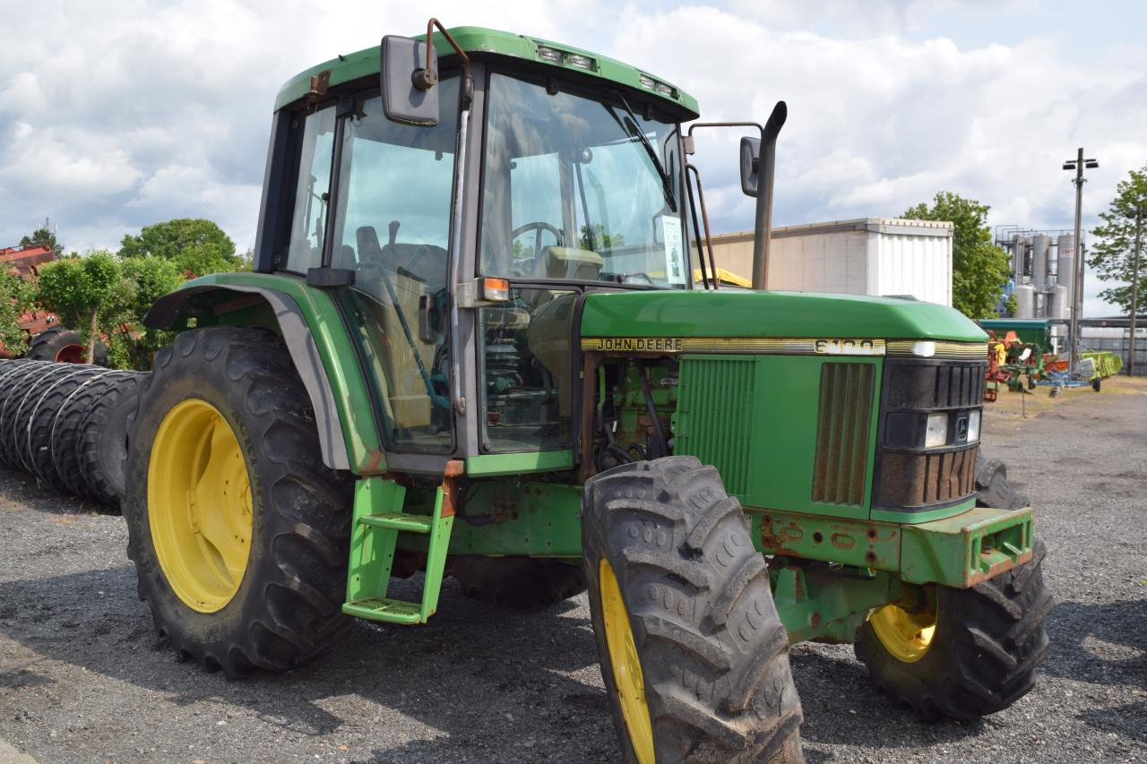 John Deere 6100 - Traktor: das Bild 2 John Deere 6100 - Traktor: das Bild 2