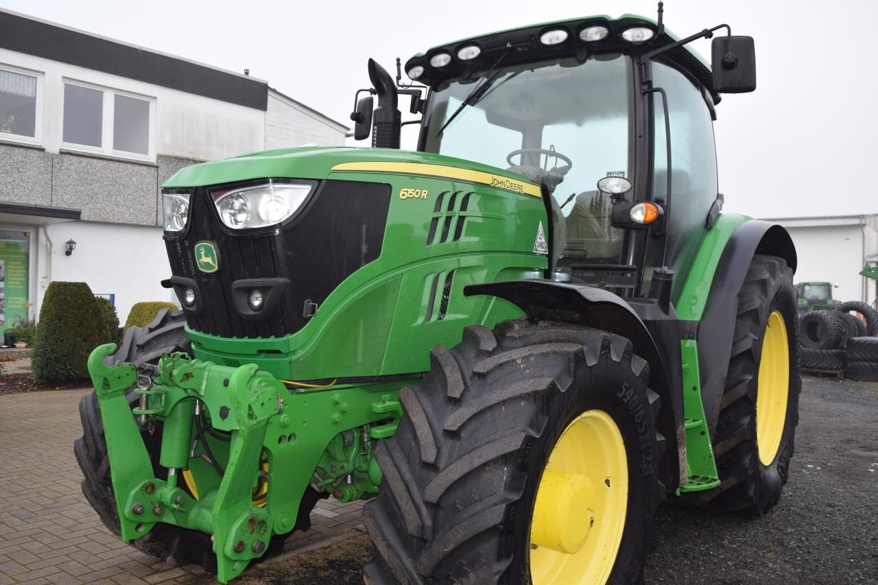 John Deere 6150 R - Traktor: das Bild 3 John Deere 6150 R - Traktor: das Bild 3
