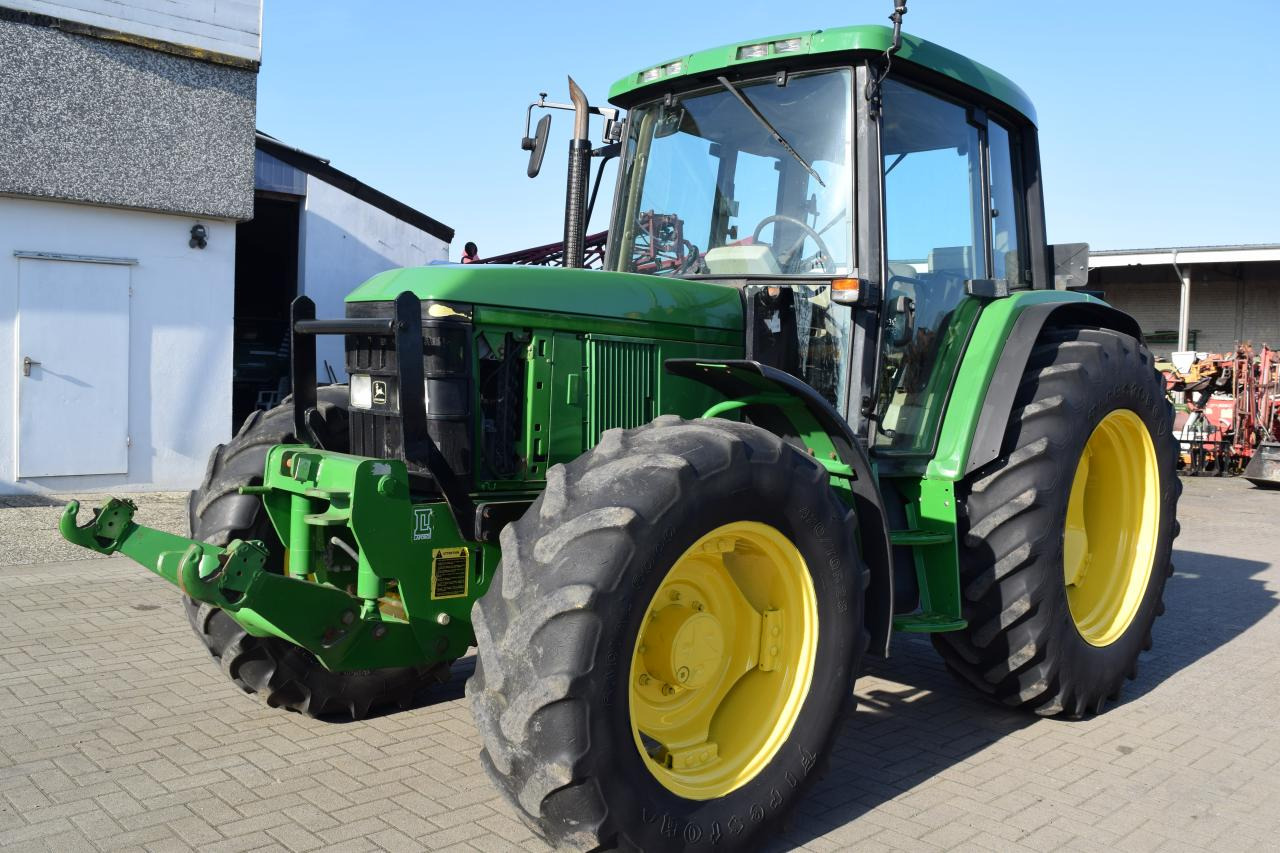 John Deere 6410 - Traktor: das Bild 1 John Deere 6410 - Traktor: das Bild 1