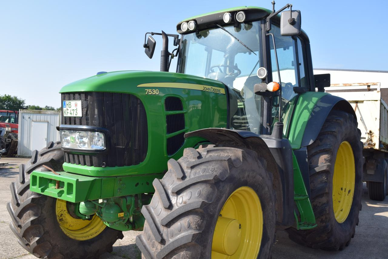John Deere 7530 Premium - Traktor: das Bild 1 John Deere 7530 Premium - Traktor: das Bild 1